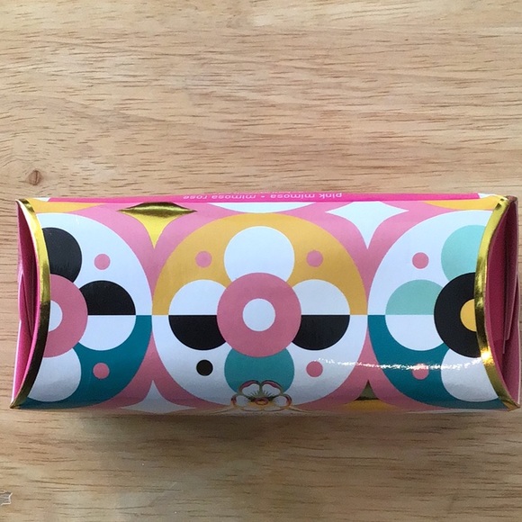 Orchard & Vine Luxury Soap - Picture 4 of 7